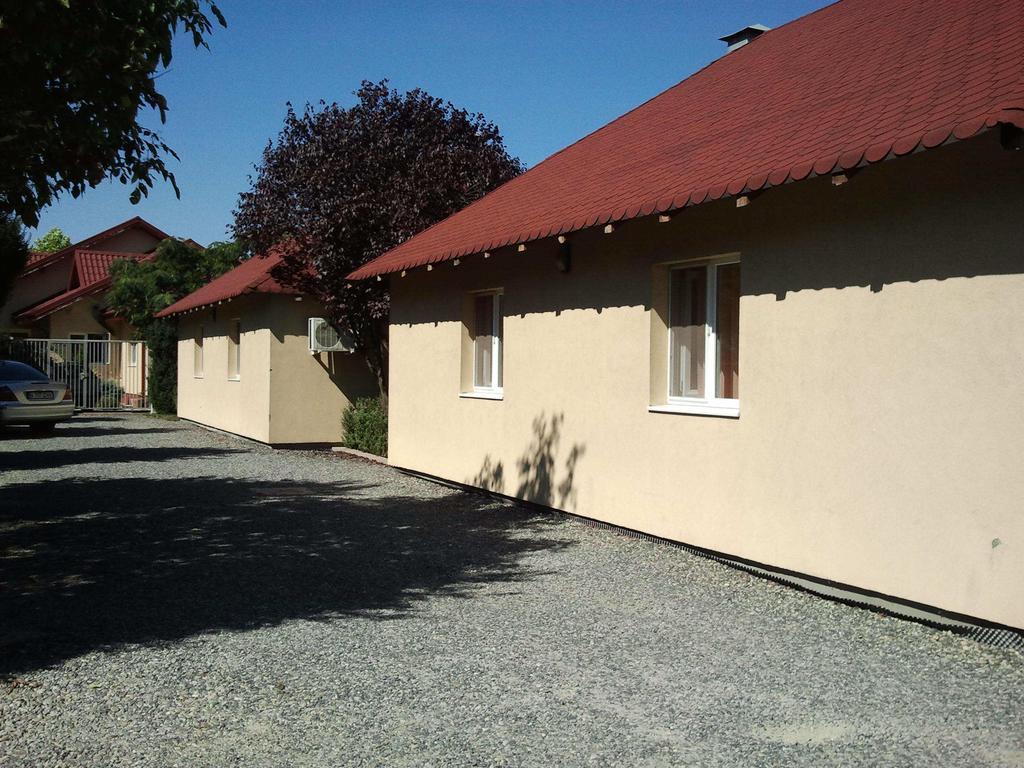 Jr Motel Otopeni Exterior foto